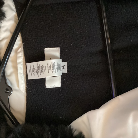 Ann Taylor Loft Puffer Coat - Picture 10 of 10